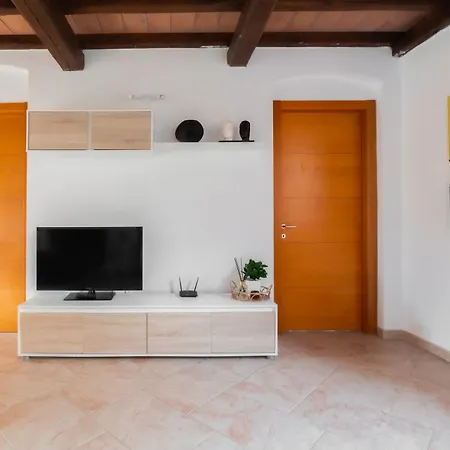 Seaview House Free Parking & Private Garden La Spezia