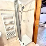 Seaview House Free Parking & Private Garden Appartement La Spezia