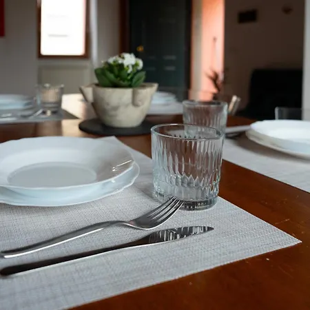 アパート Seaview House Free Parking & Private Garden ラ・スペツィア