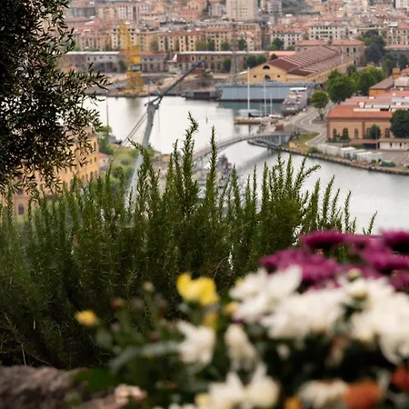 Seaview House Free Parking & Private Garden Daire