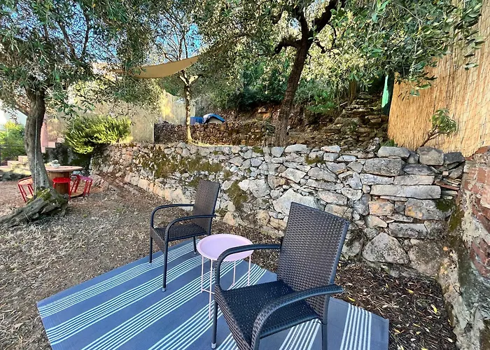 Seaview House Free Parking & Private Garden *