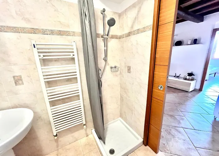 Seaview House Free Parking & Private Garden アパート ラ・スペツィア